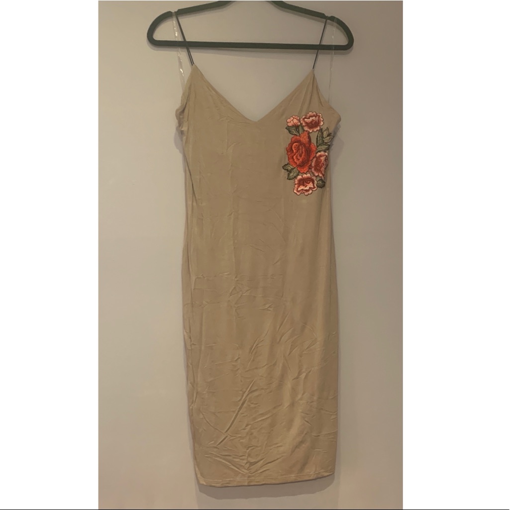 Fun Nude Dress With Flower Decals Size Large